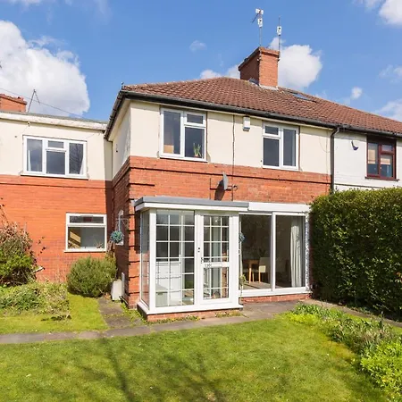 Cosy Harborne House Birmingham