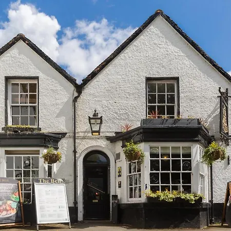 Cosy Harborne House Villa